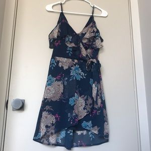 Cool, smooth fabric with inner lining Dress